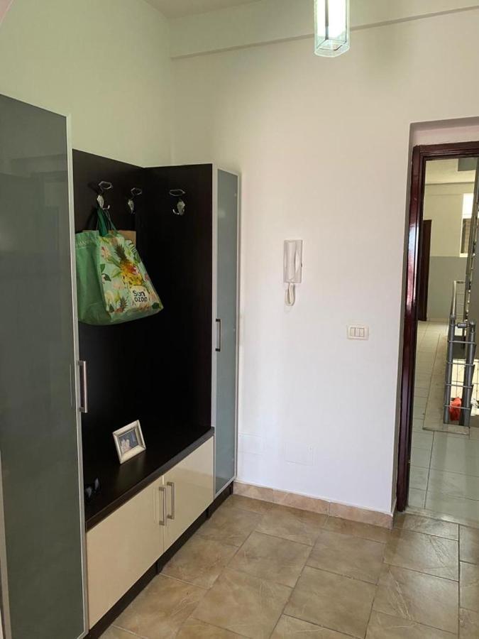 Appartement Agaraj Apartament à Orikum Extérieur photo