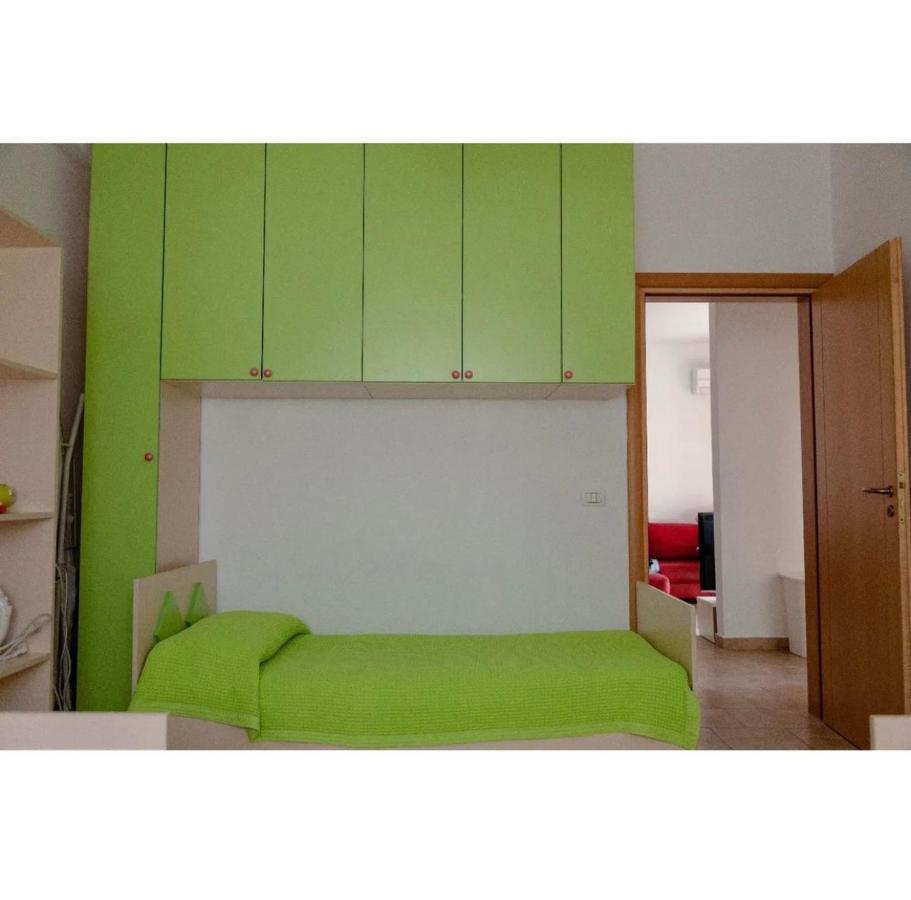 Appartement Agaraj Apartament à Orikum Extérieur photo