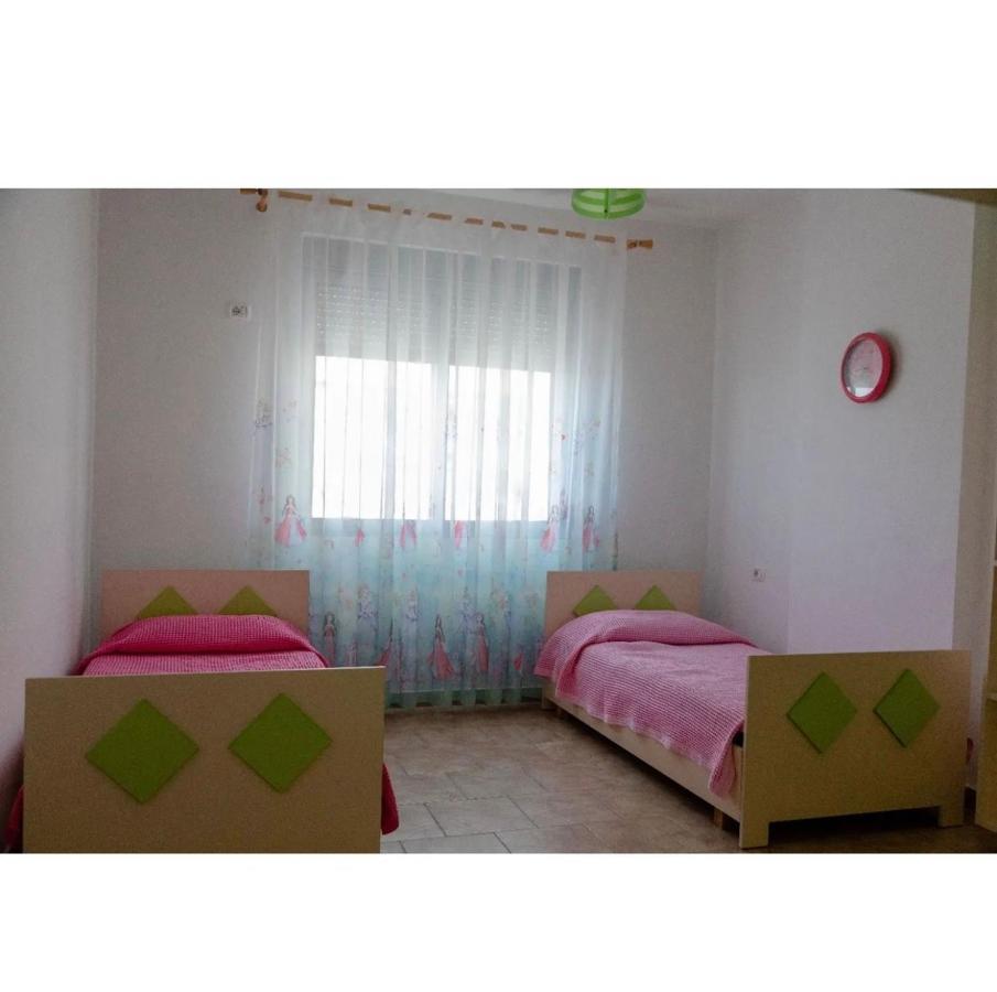 Appartement Agaraj Apartament à Orikum Extérieur photo
